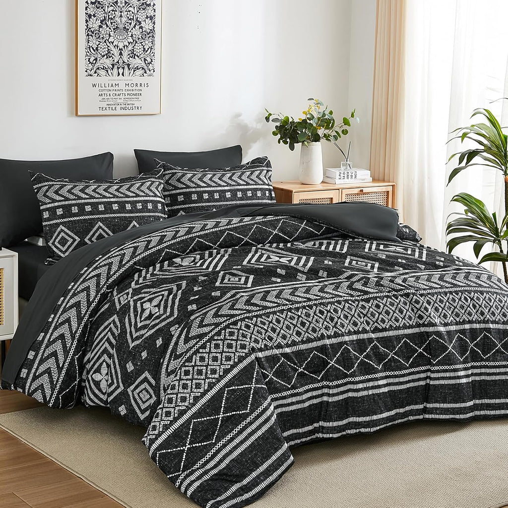 Yiran King Size Comforter Set, 7 Pieces Boho Bed in a Bag, Black Bedding Set for All Seasons, Lightweight Comforter Bed Set with Sheets, Pillowcases & Shams