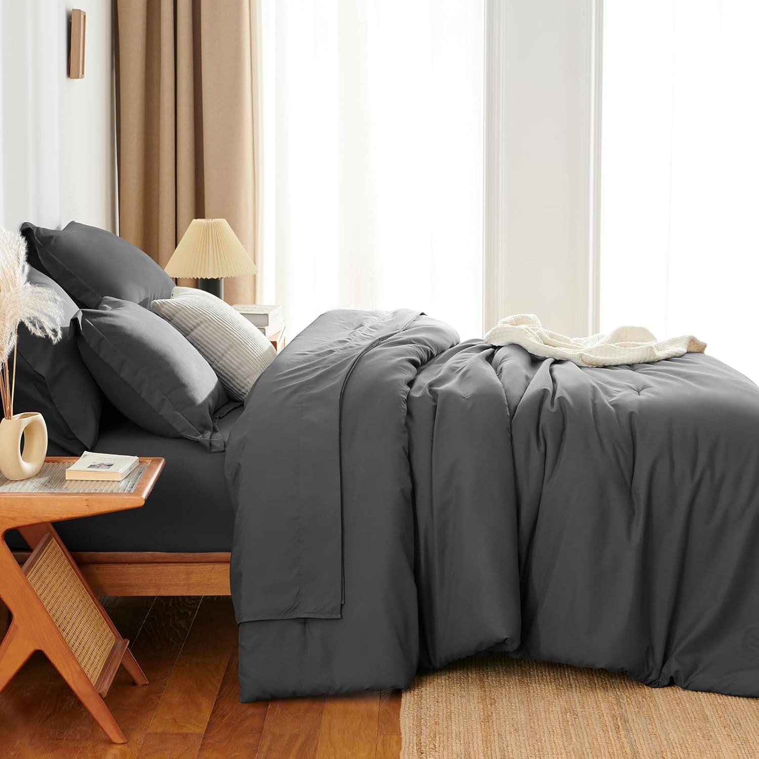 Queen Comforter Set - 7 Pieces Bed in a Bag Queen Size, Luxury Comforter Set with Sheets for All Season, Bed Set with Comforter, Flat Sheet, Fitted Sheet, Pillowcases & Shams, Dark Grey