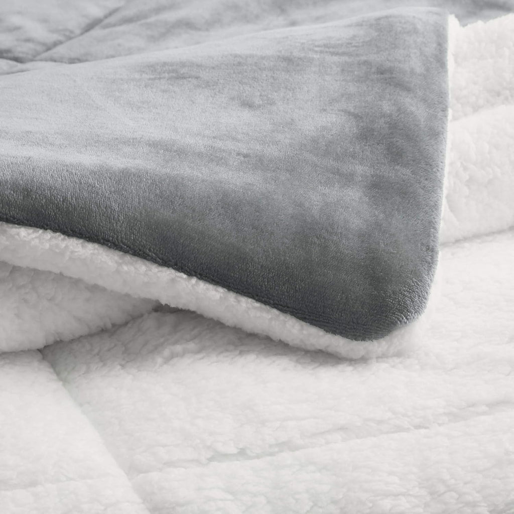 Amazon Basics 2-Piece Ultra-Soft Micromink Sherpa Warm All Season Comforter Bedding Set, Twin, Charcoal